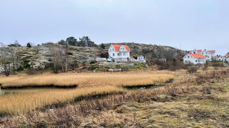 Wit Zweeds huis op het eiland Donsö